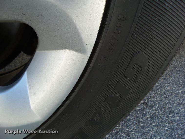 image for item DZ9058 2010 Chevrolet Traverse LS SUV