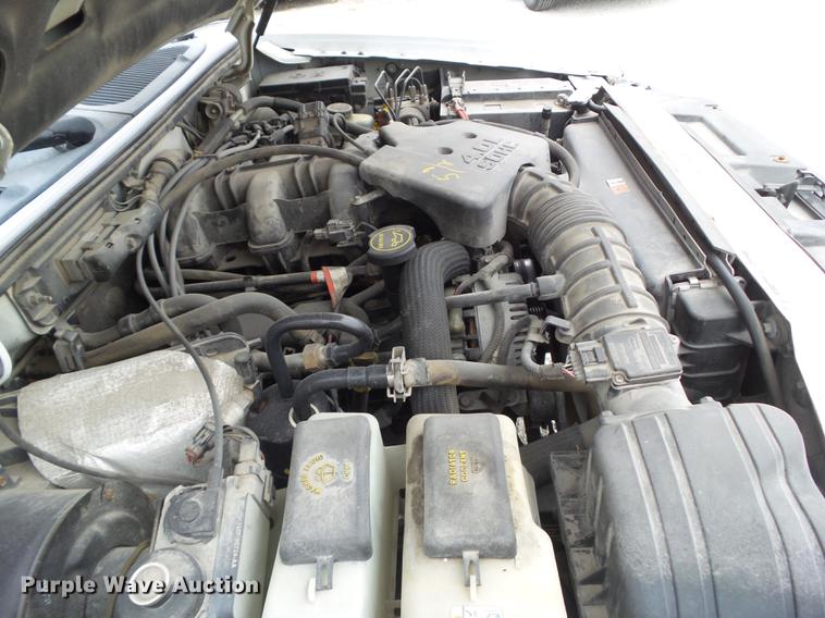 image for item DZ9061 2002 Ford Explorer Sport Trac SUV