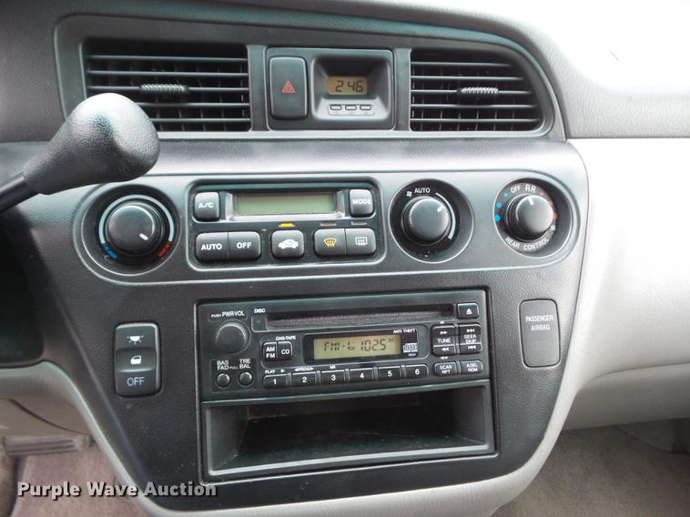 image for item DZ9062 2003 Honda Odyssey EXL van