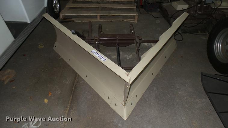 image for item ED9009 Grasshopper 60-V snow blade