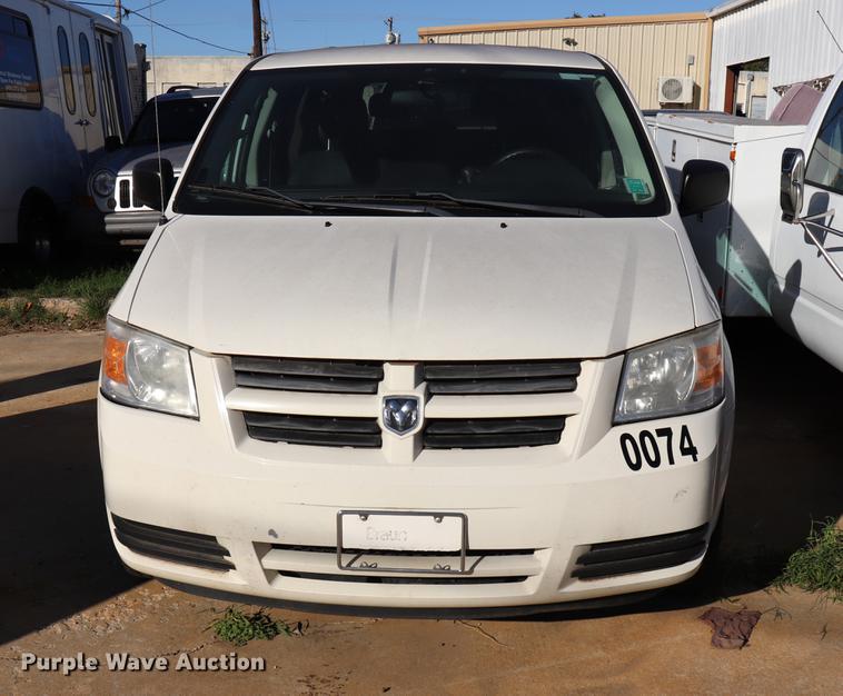 image for item ED9651 2010 Dodge Grand Caravan SE van