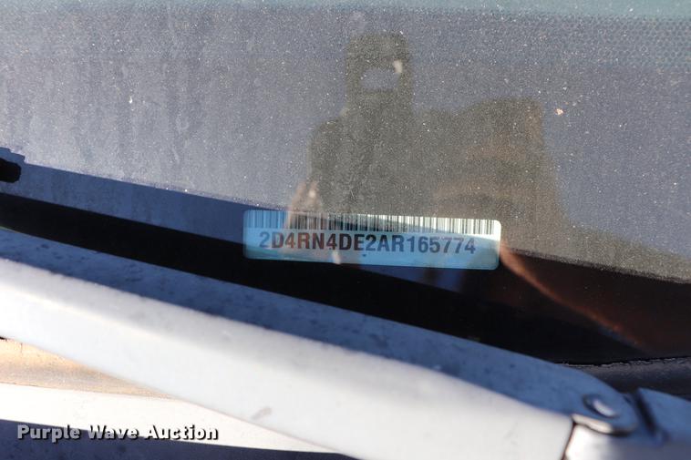 image for item ED9651 2010 Dodge Grand Caravan SE van