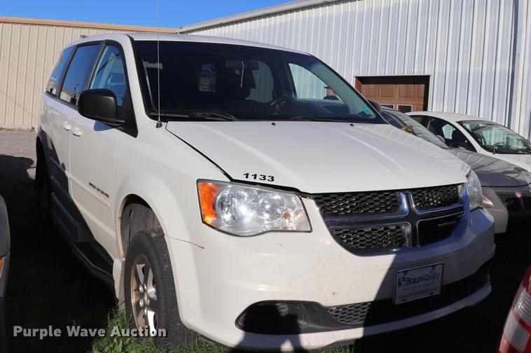 image for item ED9652 2011 Dodge Grand Caravan Express van