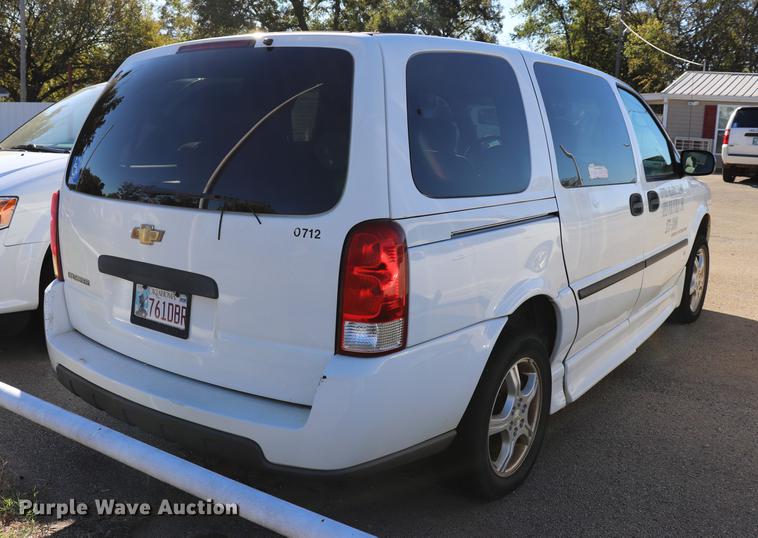 image for item ED9653 2007 Chevrolet Uplander Cargo van