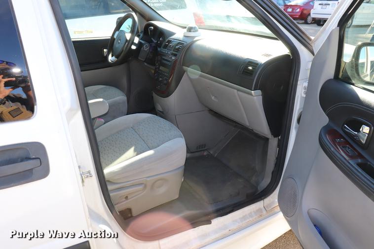 image for item ED9653 2007 Chevrolet Uplander Cargo van