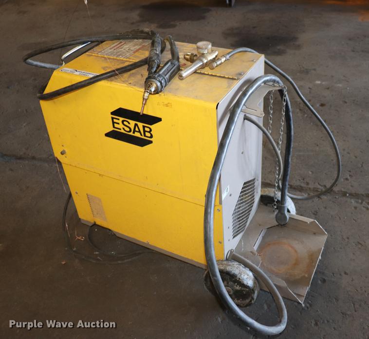 Esab MM250 mig welder in Cushing, OK Item ED9661 sold Purple Wave