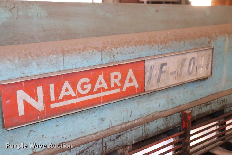 image for item ED9663 Niagara hydrualic squaring shear