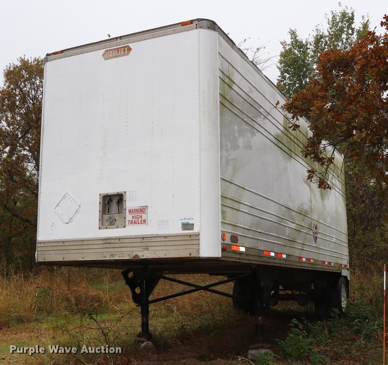 image for item ED9670 1986 Utility VS1D dry van trailer