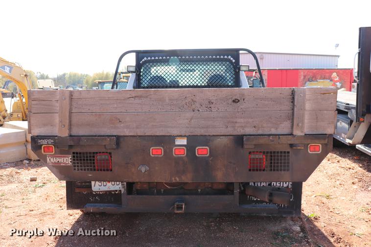 image for item ED9680 2008 Ford F350 Super Duty flatbed pickup truck