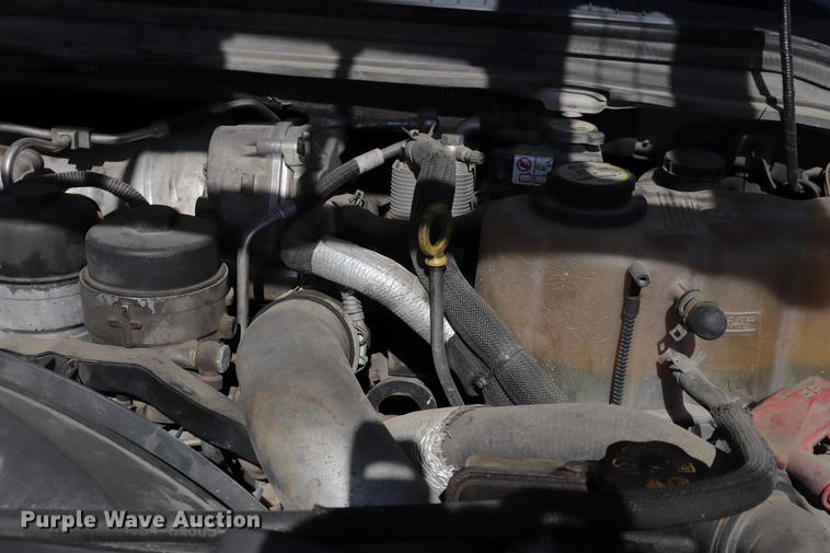 image for item ED9680 2008 Ford F350 Super Duty flatbed pickup truck