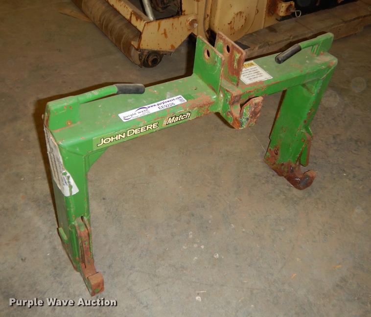 image for item EE9226 John Deere quick attach