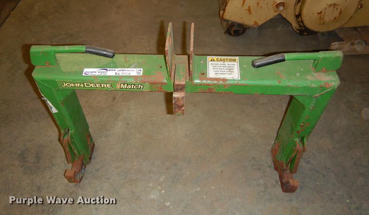 image for item EE9226 John Deere quick attach