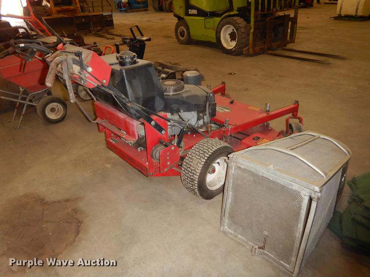 image for item EE9227 Country Clipper Z-Trek lawn mower