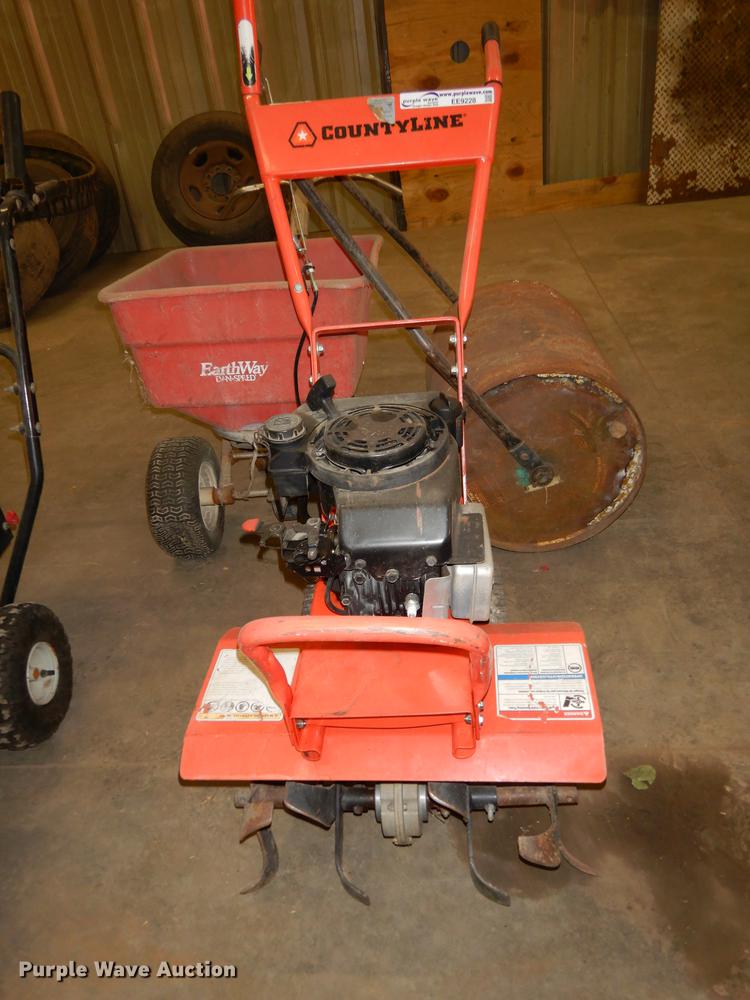 image for item EE9228 Lawn and garden equipment