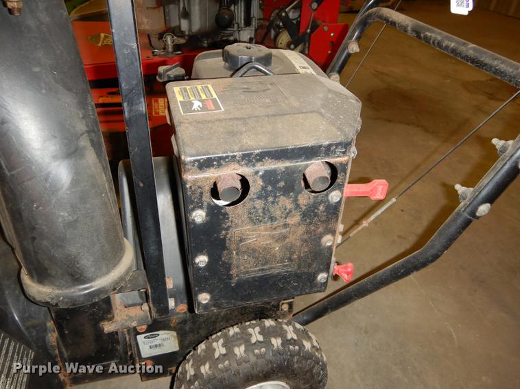 image for item EE9229 Ariens Sno-Tek snow blower