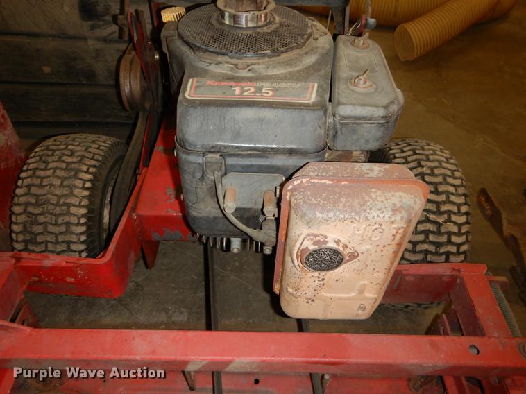 image for item EE9230 Toro Proline lawn mower