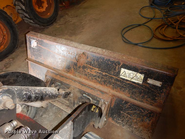 image for item EE9232 Toro Dingo 427 compact utility loader