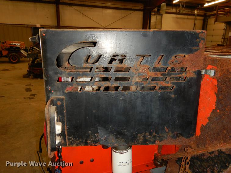 image for item EE9237 Curtis steel V-box spreader