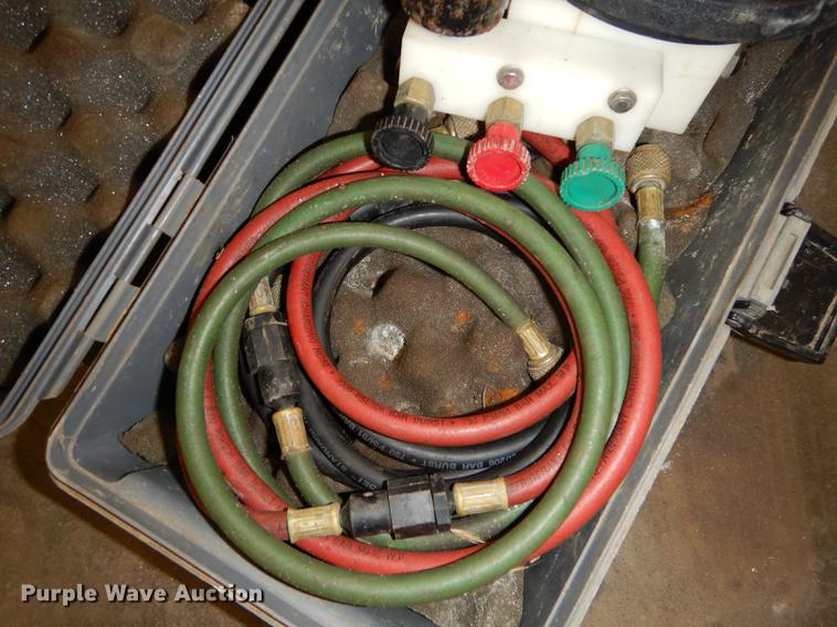 image for item EE9242 Midwest 844-P backflow test kit