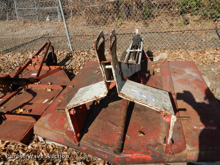 image for item EE9246 (2) rotary mowers