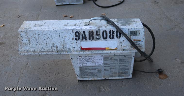 image for item EE9788 2009 Tradesman 155 Ultra propane heater