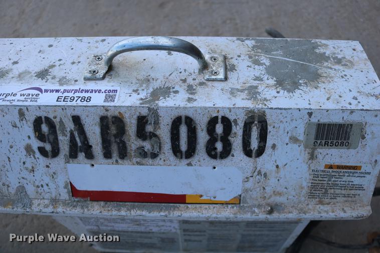 image for item EE9788 2009 Tradesman 155 Ultra propane heater