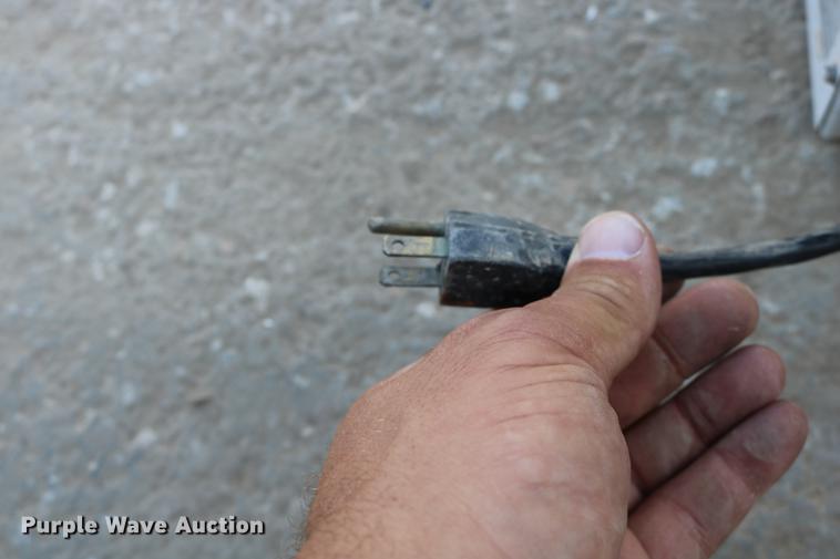 image for item EE9790 2009 Tradesman 155 Ultra propane heater