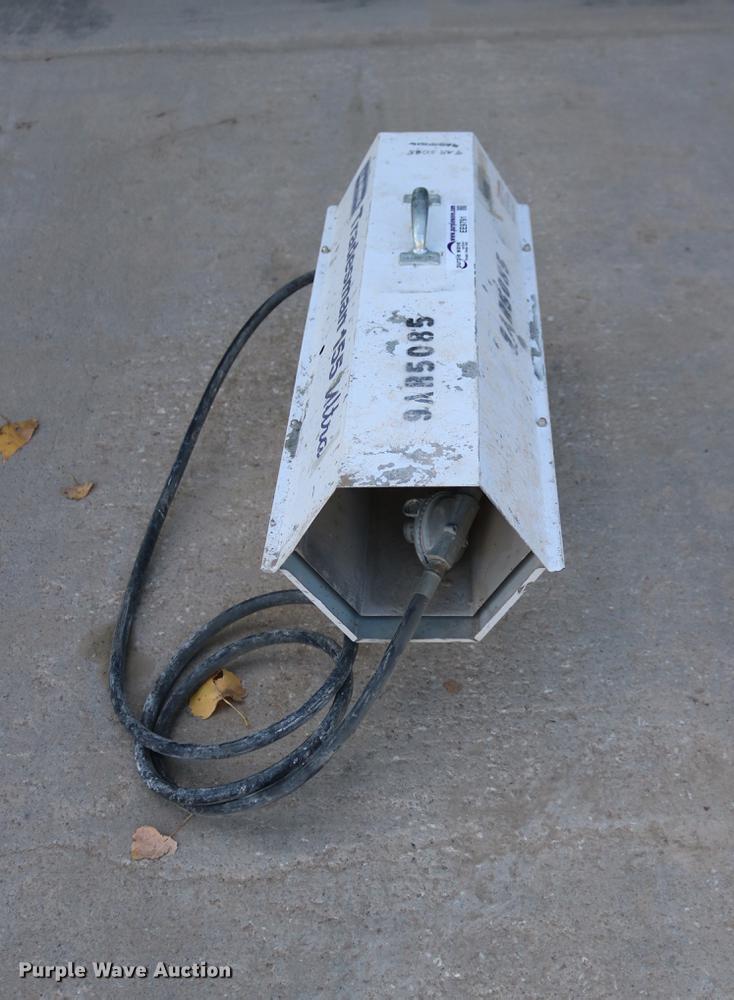 image for item EE9791 2009 Tradesman 155 Ultra propane heater