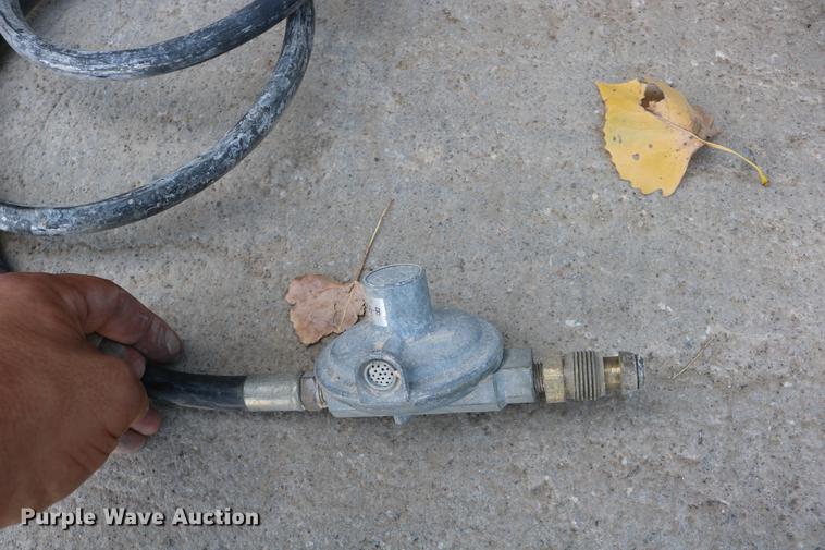 image for item EE9791 2009 Tradesman 155 Ultra propane heater