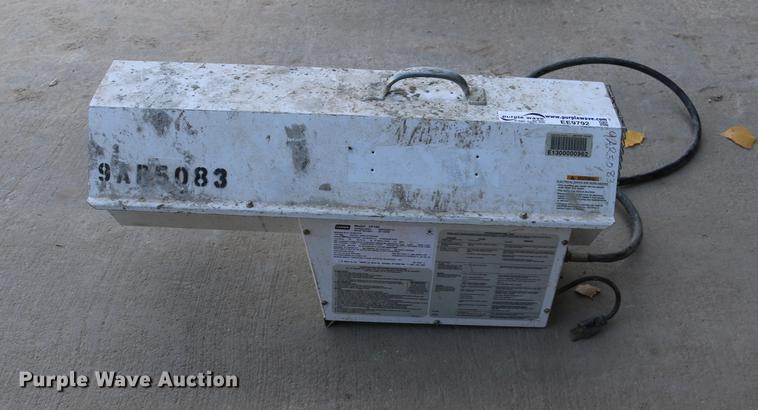 image for item EE9792 2009 Tradesman 155 Ultra propane heater
