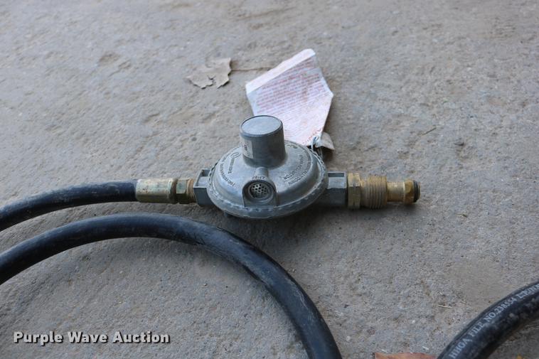 image for item EE9792 2009 Tradesman 155 Ultra propane heater