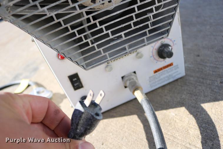 image for item EE9800 2009 Tradesman 155 Ultra propane heater