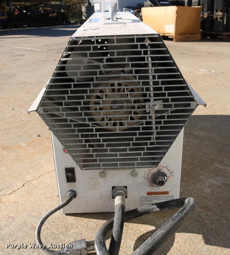 image for item EE9801 2009 Tradesman 155 Ultra propane heater