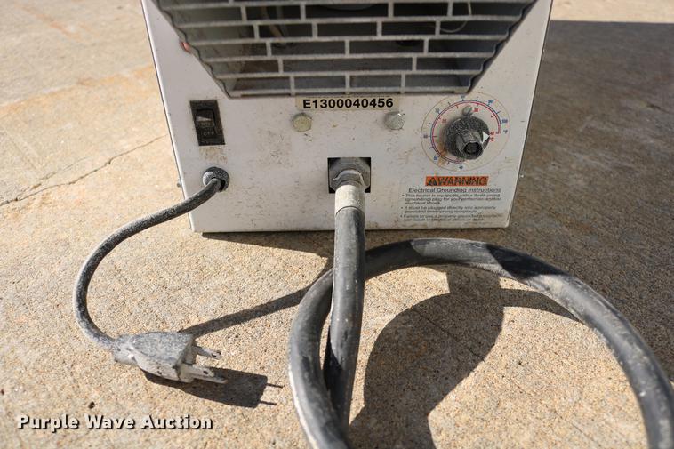 image for item EE9801 2009 Tradesman 155 Ultra propane heater