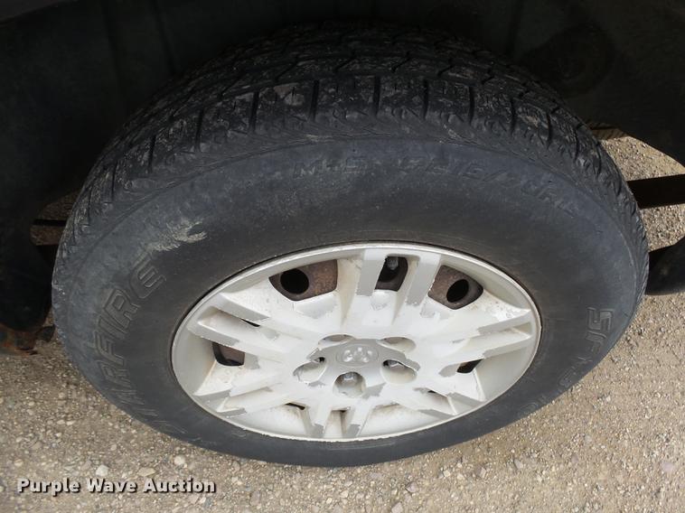 image for item J5399 2005 Dodge Grand Caravan van