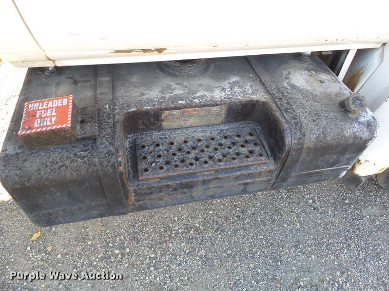 image for item J5420 1990 Chevrolet C60 flatbed truck