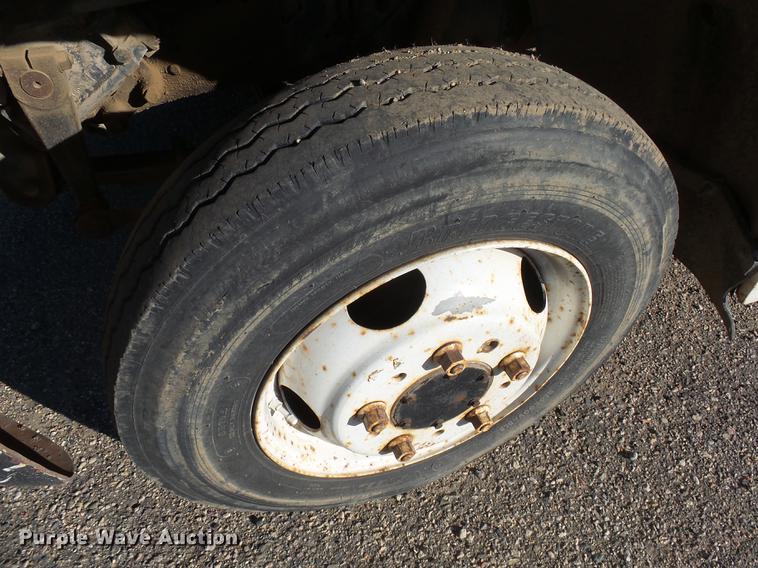 image for item J5420 1990 Chevrolet C60 flatbed truck