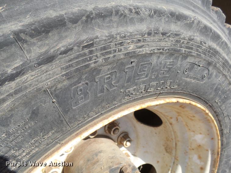 image for item J5420 1990 Chevrolet C60 flatbed truck