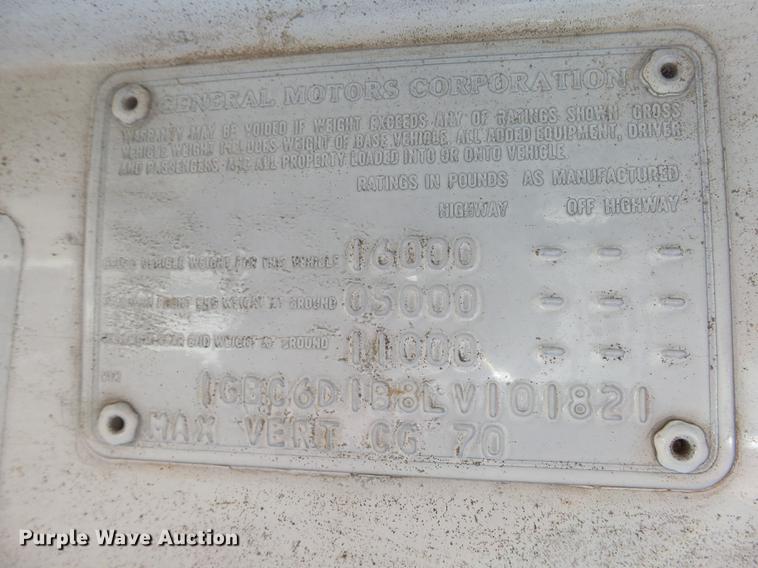 image for item J5420 1990 Chevrolet C60 flatbed truck