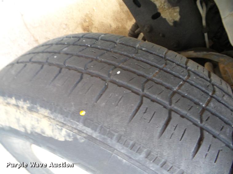 image for item J8572 1990 Ford Econoline E150 van