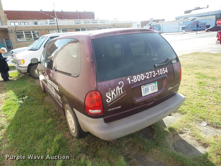 image for item J8575 1999 Dodge Grand Caravan van