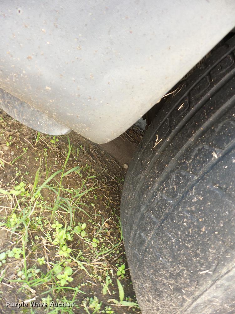 image for item J8575 1999 Dodge Grand Caravan van