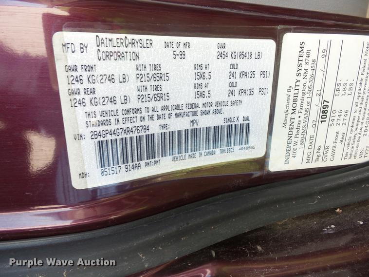 image for item J8575 1999 Dodge Grand Caravan van