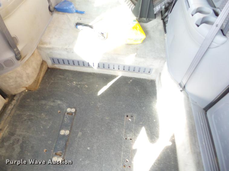 image for item J8575 1999 Dodge Grand Caravan van