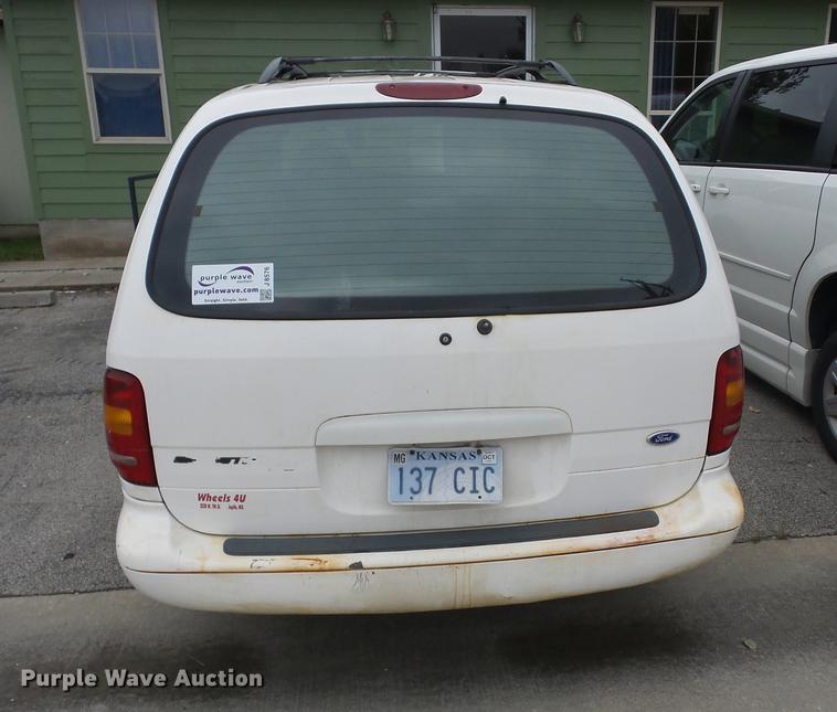image for item J8576 1996 Ford Windstar van