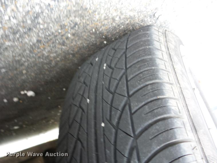 image for item J8576 1996 Ford Windstar van