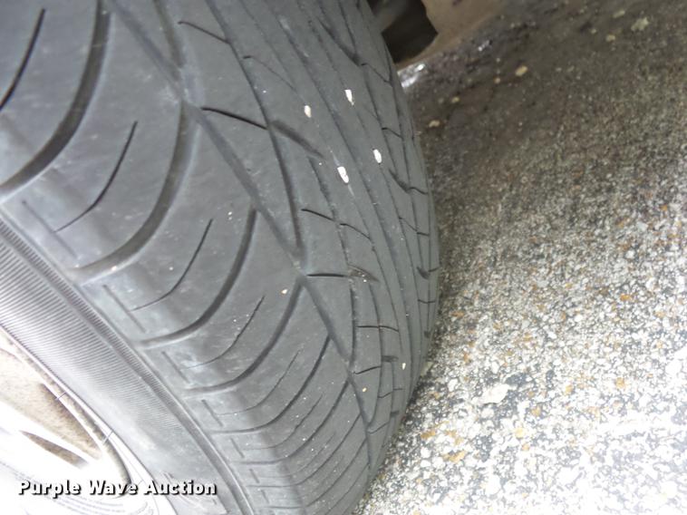 image for item J8576 1996 Ford Windstar van