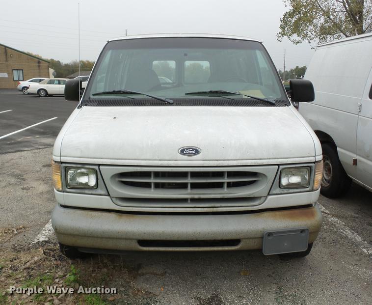 image for item J8578 1998 Ford Econoline E150 van