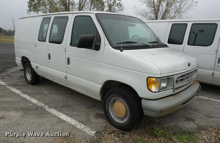 image for item J8578 1998 Ford Econoline E150 van
