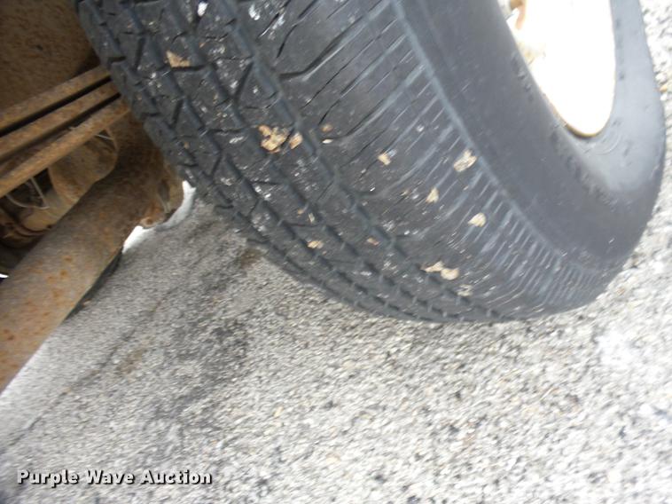 image for item J8578 1998 Ford Econoline E150 van